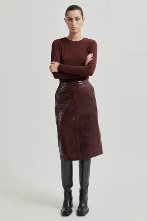 Queens leather skirt