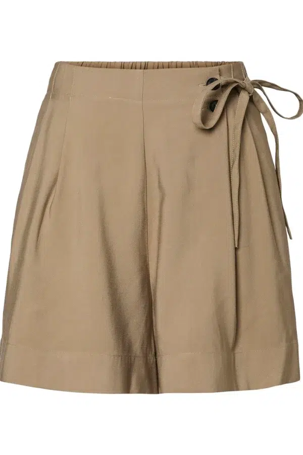 Yasari shorts