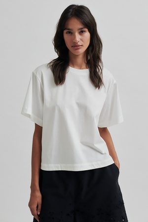 Limonel Tee