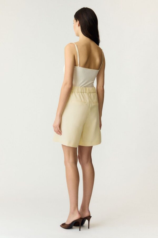 Yaslikka shorts hover image