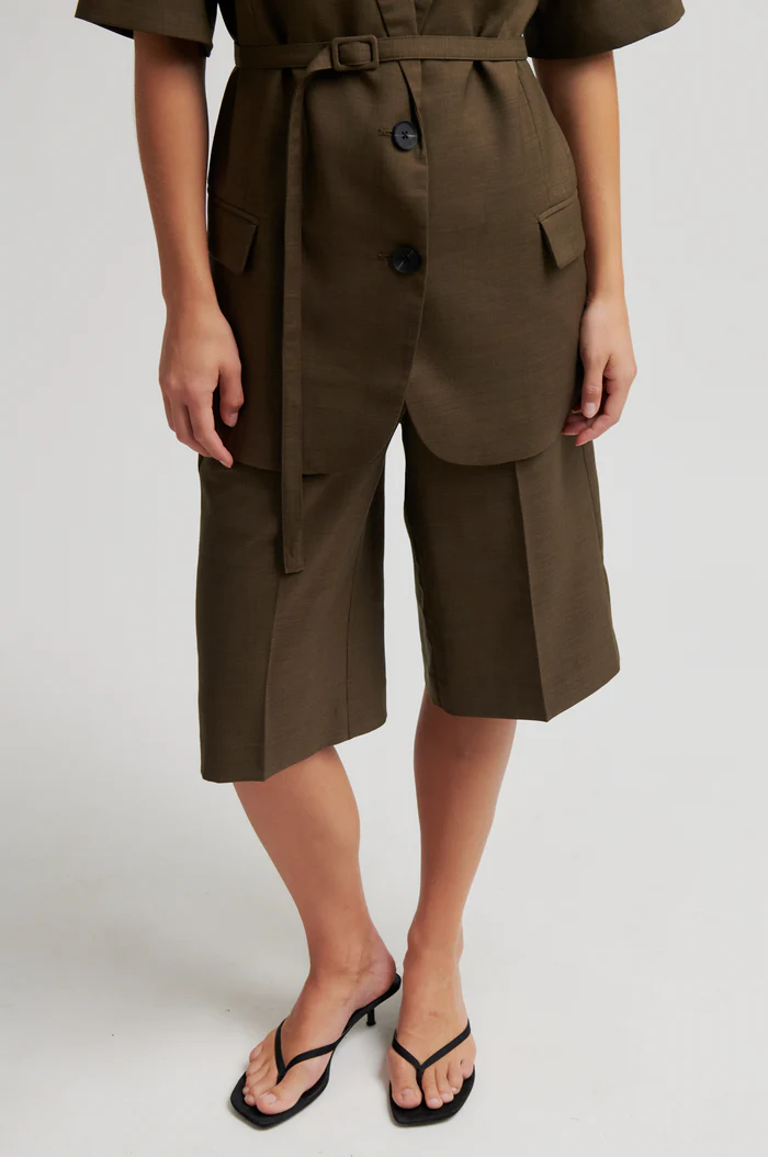 Sharo long shorts