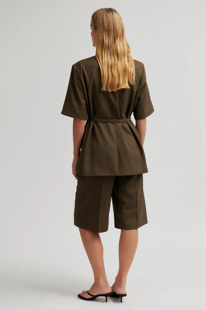 Sharo long shorts