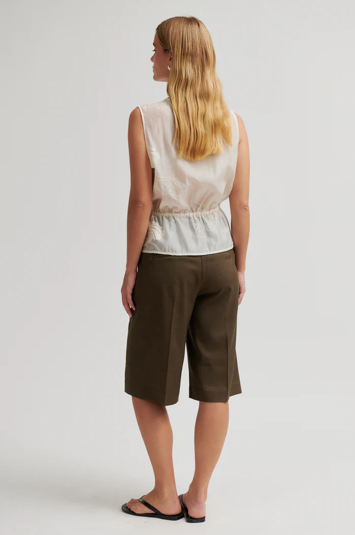 Sharo long shorts