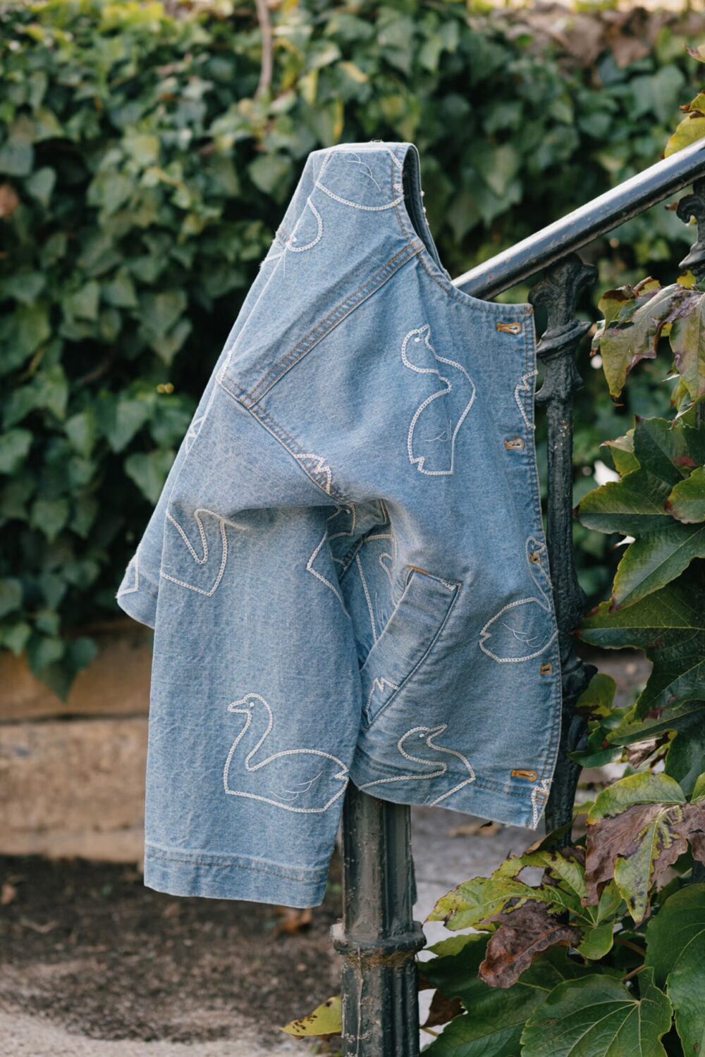 Swans cropped jacket